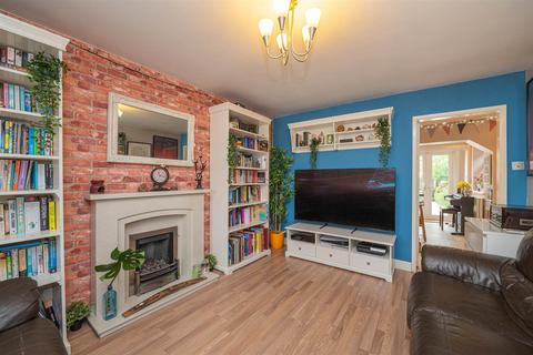 2 bedroom semi-detached house for sale - Verdin Court, Crewe