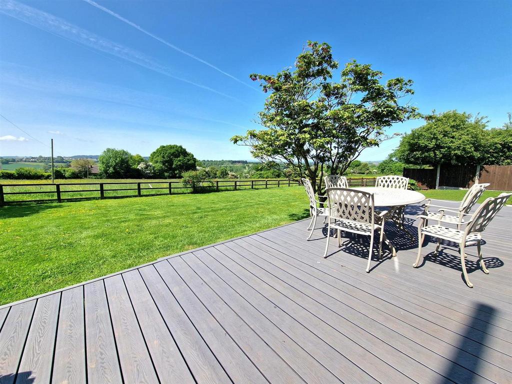 Linton, RossOnWye 5 bed detached house for sale £875,000