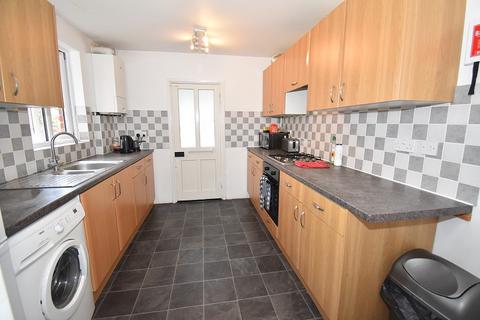 4 bedroom terraced house for sale - Monks Road, Exeter, EX4