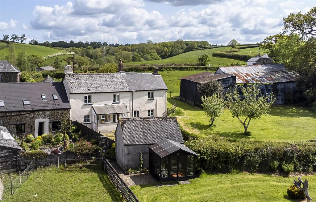 St. GilesOnTheHeath, Launceston 4 bed semidetached house for sale