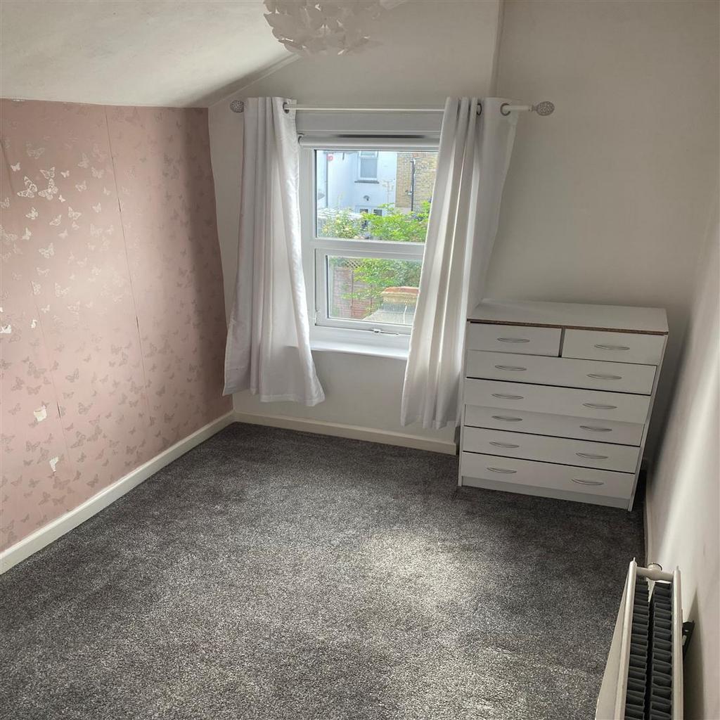 Bedroom 3.jpg