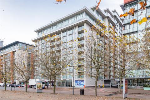 2 bedroom apartment to rent, The Oxygen, 18 Western Gateway, London, E16