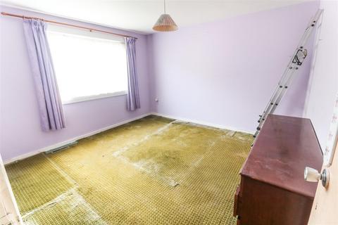 6 The Maples, Harlow, CM19 4QY