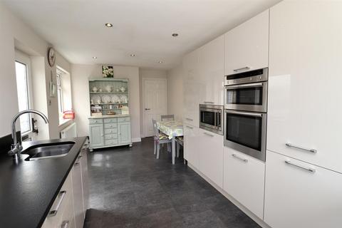 17 Back Lane, North Duffield, Selby, YO8 5RJ