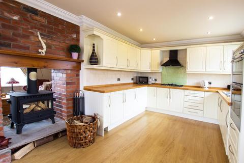 14 Marabou Drive, Darwen, BB3 0JN