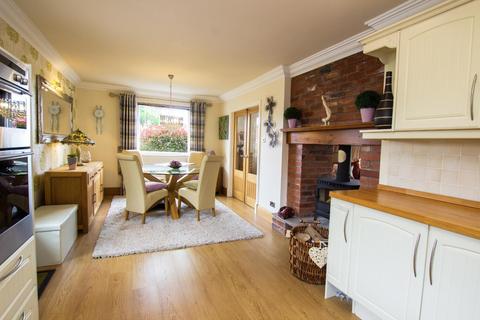 14 Marabou Drive, Darwen, BB3 0JN