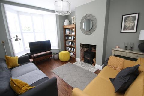 52 Campbell Road, Salisbury, SP1 3BG