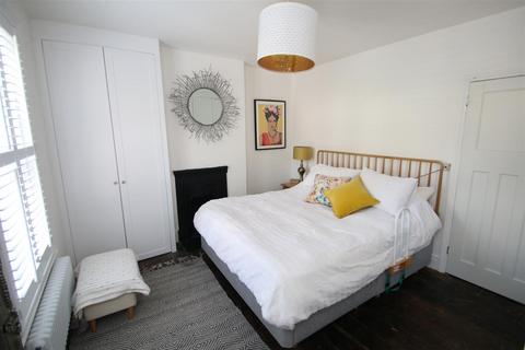 52 Campbell Road, Salisbury, SP1 3BG