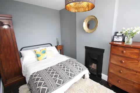 52 Campbell Road, Salisbury, SP1 3BG