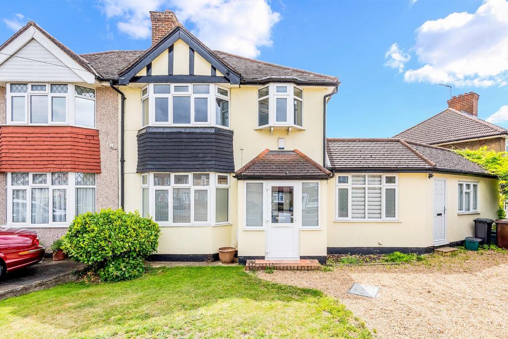 River Way, Ewell 4 bed semidetached house for sale £600,000