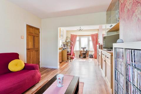 6 Meadowview Road, Epsom, KT19 9UB