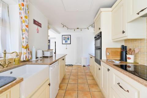 6 Meadowview Road, Epsom, KT19 9UB
