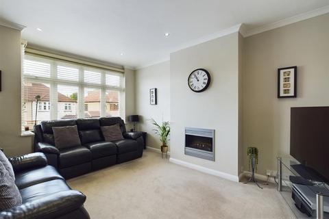 40 Ingham Road, South Croydon, CR2 8LT