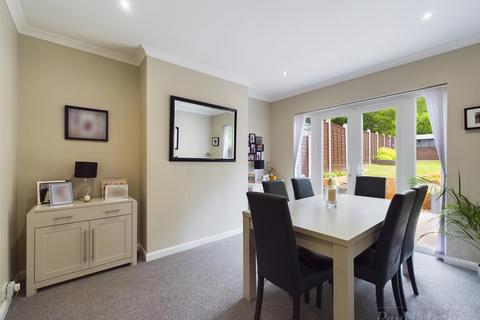 40 Ingham Road, South Croydon, CR2 8LT