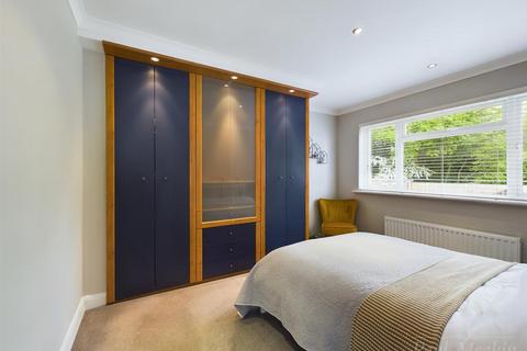 40 Ingham Road, South Croydon, CR2 8LT