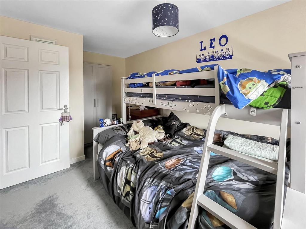 Bed 2a.JPG