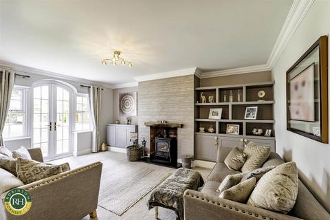 Chaucer House Manor Road, Hatfield, Doncaster, DN7 6SA