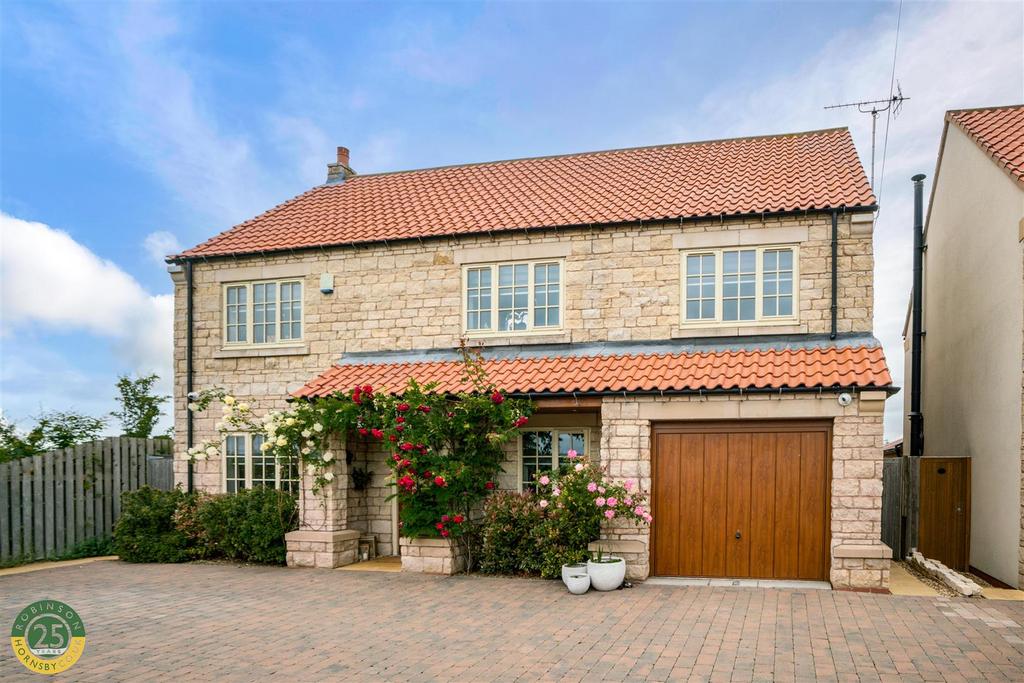 Barnsley Road, Marr, Doncaster 5 bed detached house for sale £480,000