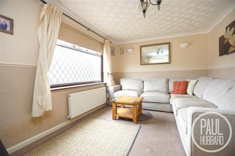 4 bedroom semi-detached house for sale - El Alamein Road, Lowestoft, NR32