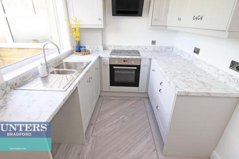 27 Delph Grove, Clayton, Bradford, BD14 6RZ