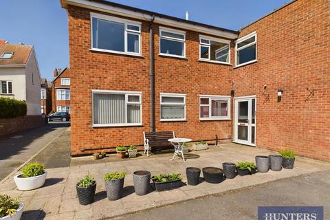 4, Ganton Court, 25 Brooklands, Filey, YO14 9BA
