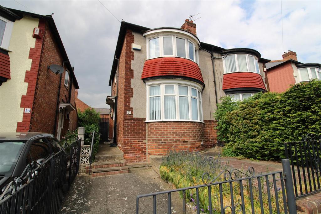 Park Crescent, Darlington 2 bed semidetached house for sale £90,000