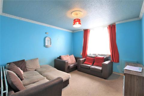 138 Benson Close, Hounslow, TW3 3RA