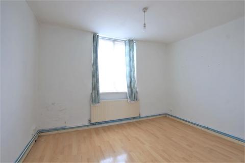 138 Benson Close, Hounslow, TW3 3RA