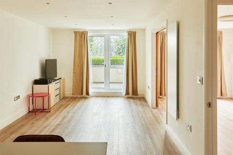 2 bedroom flat for sale, Oyster Wharf, Battersea, SW11