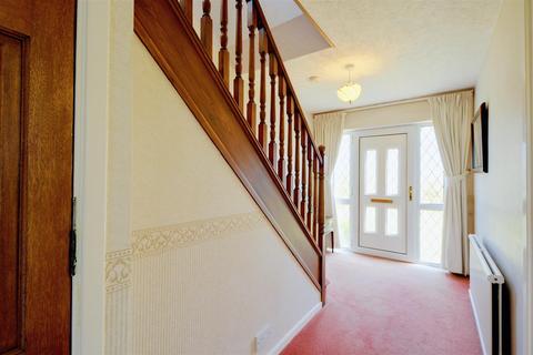 3 bedroom semi-detached house for sale - Crofton Close
