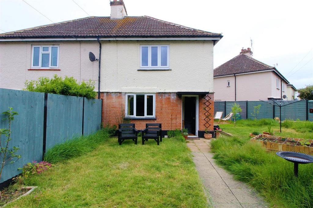 Stanley Gardens, Herne Bay 3 bed semidetached house for sale £300,000