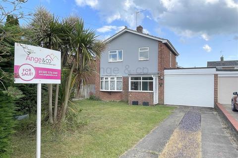 4 bedroom link detached house for sale - Pinewood Gardens, North Cove, Beccles