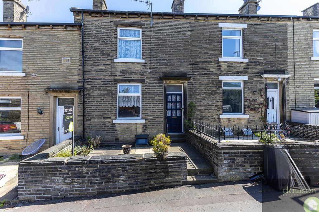 Gordon Street, Elland 2 bed terraced house for sale £120,000