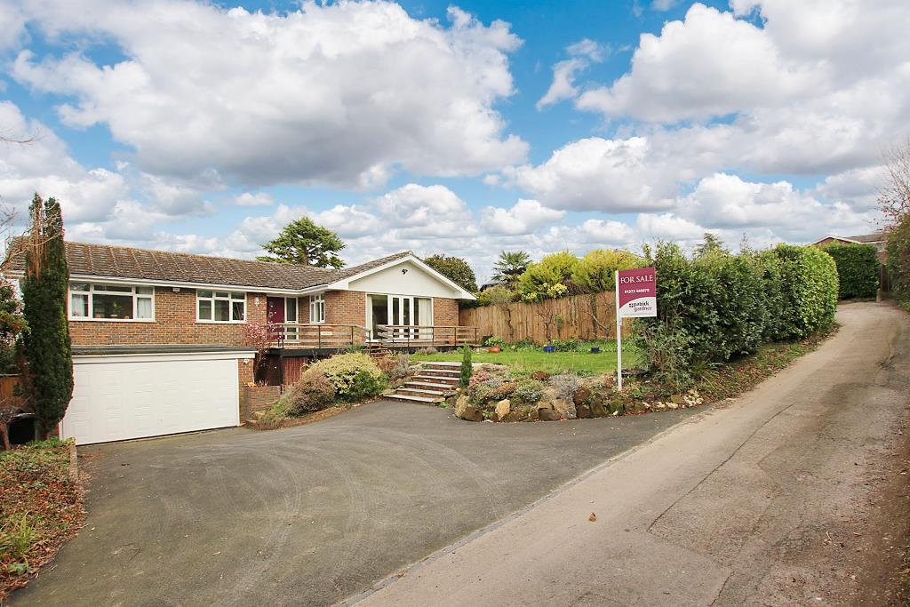 DOWNS LANE, SOUTH LEATHERHEAD, KT22 4 bed detached house for sale £