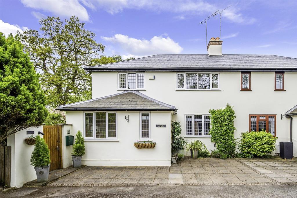 PIPPIN COTTAGE- (26).jpg