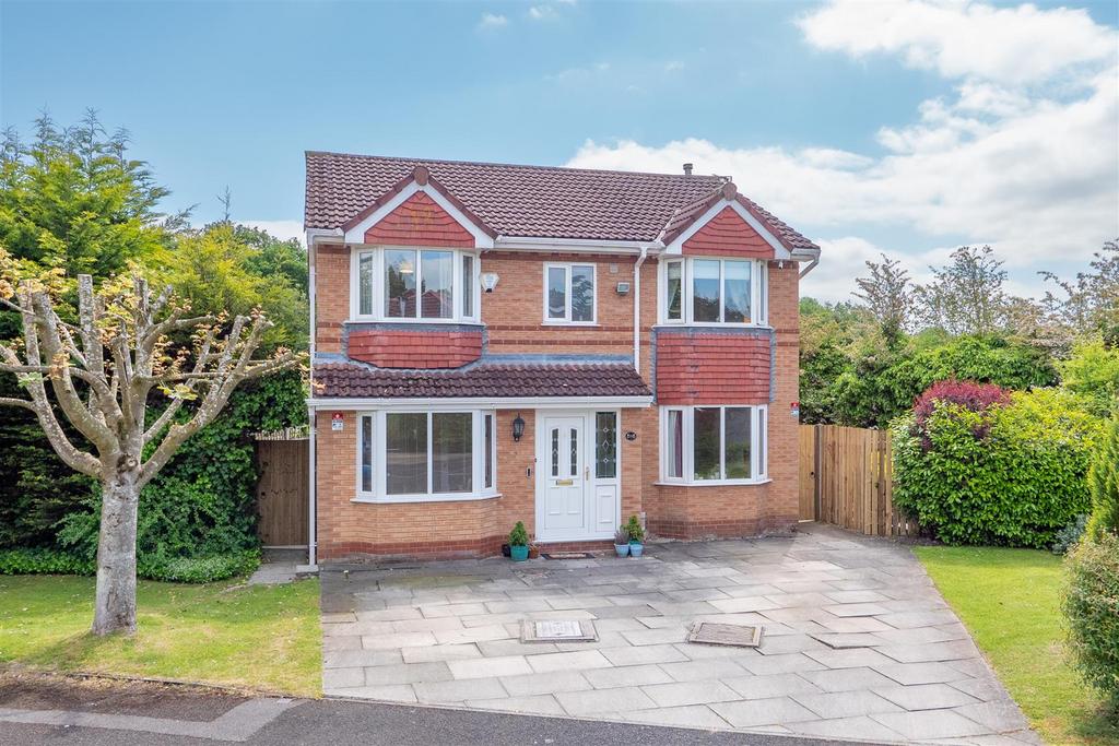 Alder Drive, Timperley, Altrincham 4 bed detached house for sale £625,000