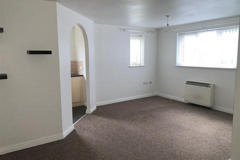 2 bedroom apartment to rent, Barrow Close, Walsall