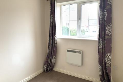 2 bedroom apartment to rent, Barrow Close, Walsall