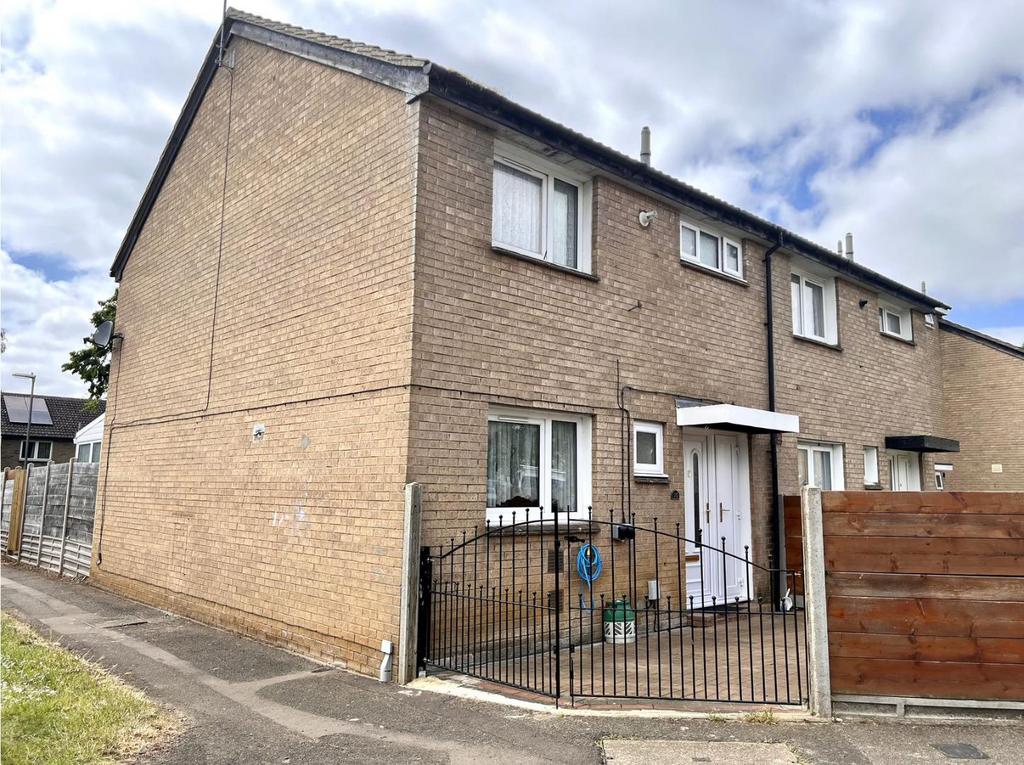 Harefield Road, Blackthorn, Northampton NN3 3 bed end of terrace house to rent £950 pcm (£219 pw)