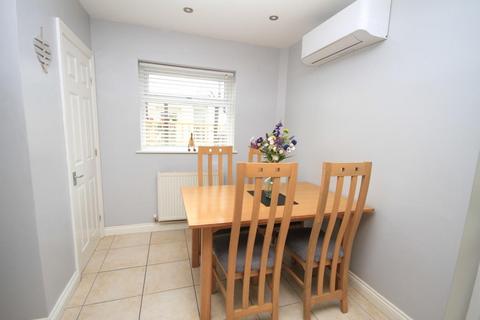 22 Ridgeway, Shipley, BD18 1PL