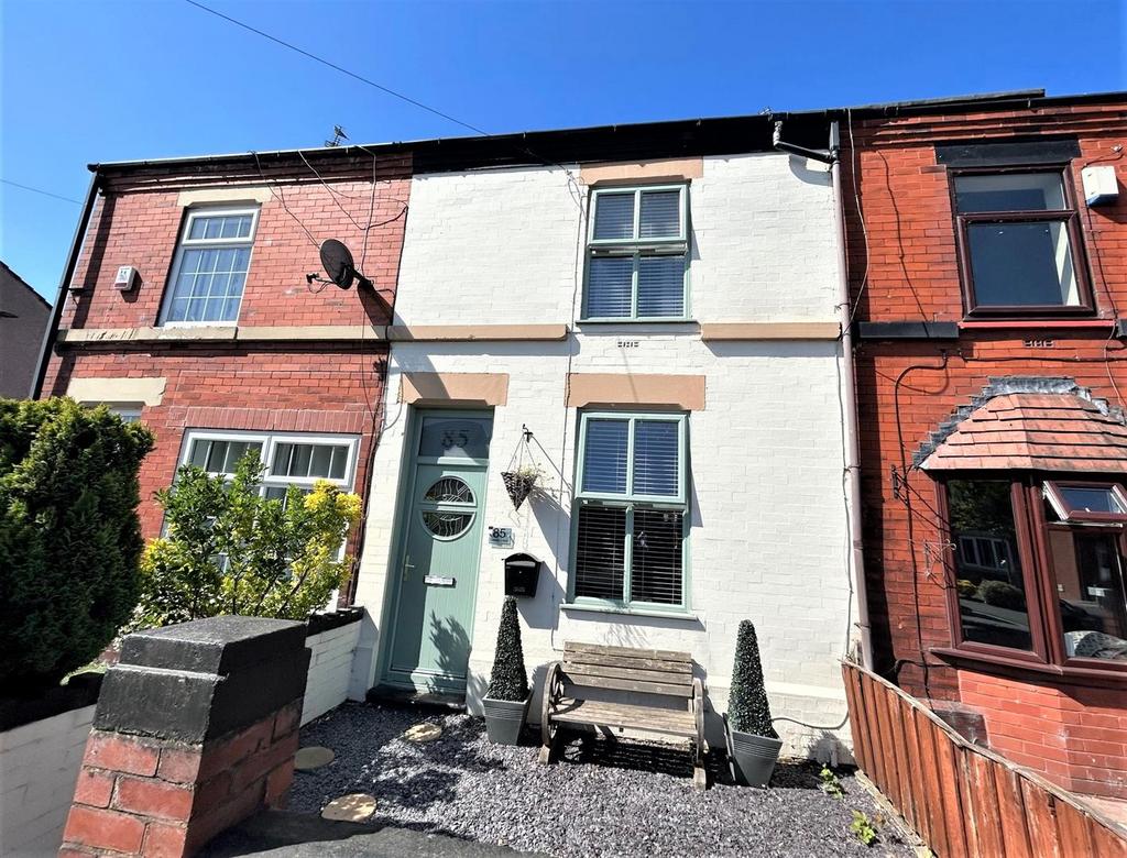 Sandy Lane, Lowton, Warrington 2 bed terraced house £175,000