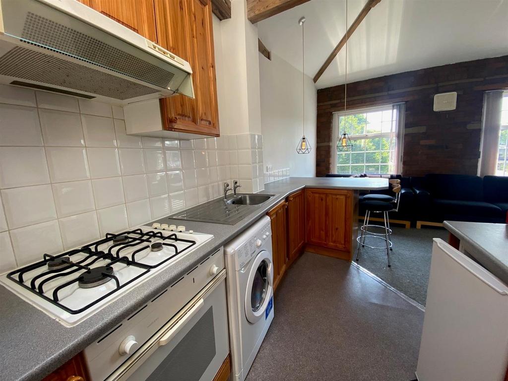 KITCHEN 1.jpg