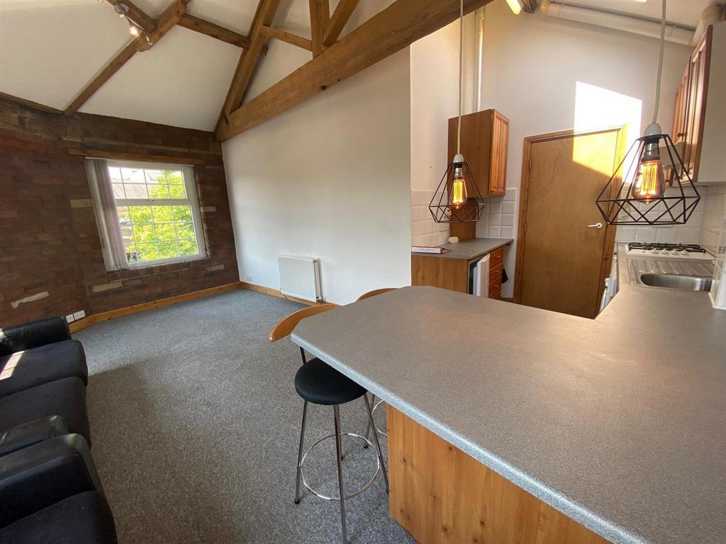 LOUNGE DINER KITCHEN.jpg