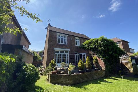 3 bedroom detached house for sale - Dale Hey, Hooton, Ellesmere Port