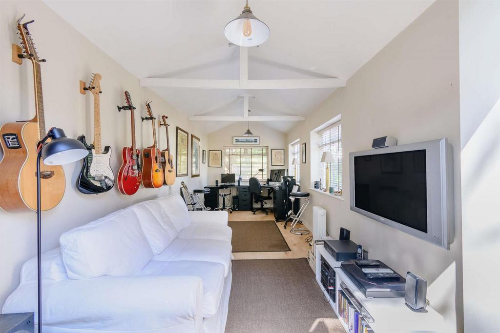 8462618-interior29-800.jpg