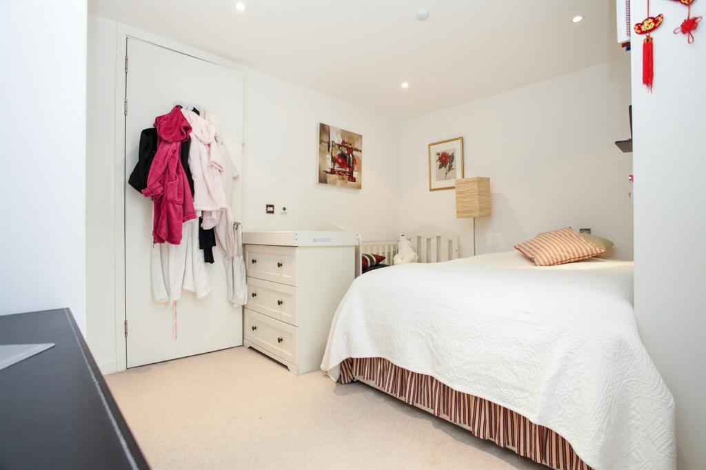 Cambridge letting agents double bedroom