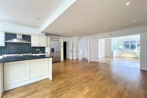 6 bedroom detached house to rent, Athenaeum Road, London, N20