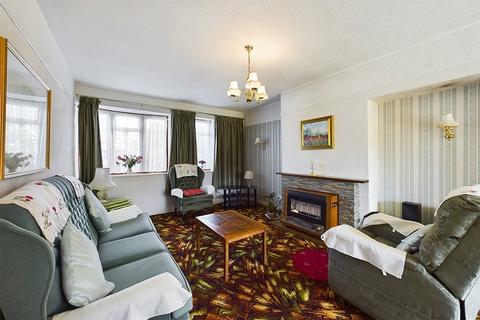 293 Long Drive, Ruislip, HA4 0HT