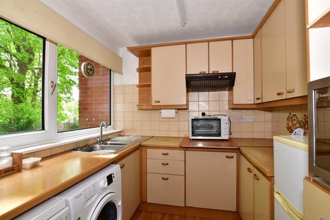 2 bedroom ground floor flat for sale - Cleanthus Close, London