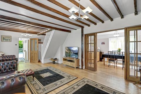 1, Chilverton Elms Cottage Elms Vale Road, Hougham, Dover, CT15 7AP